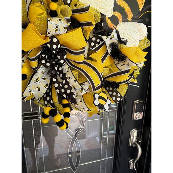 Bee Wreath For Front Door - Picture 3 of 7